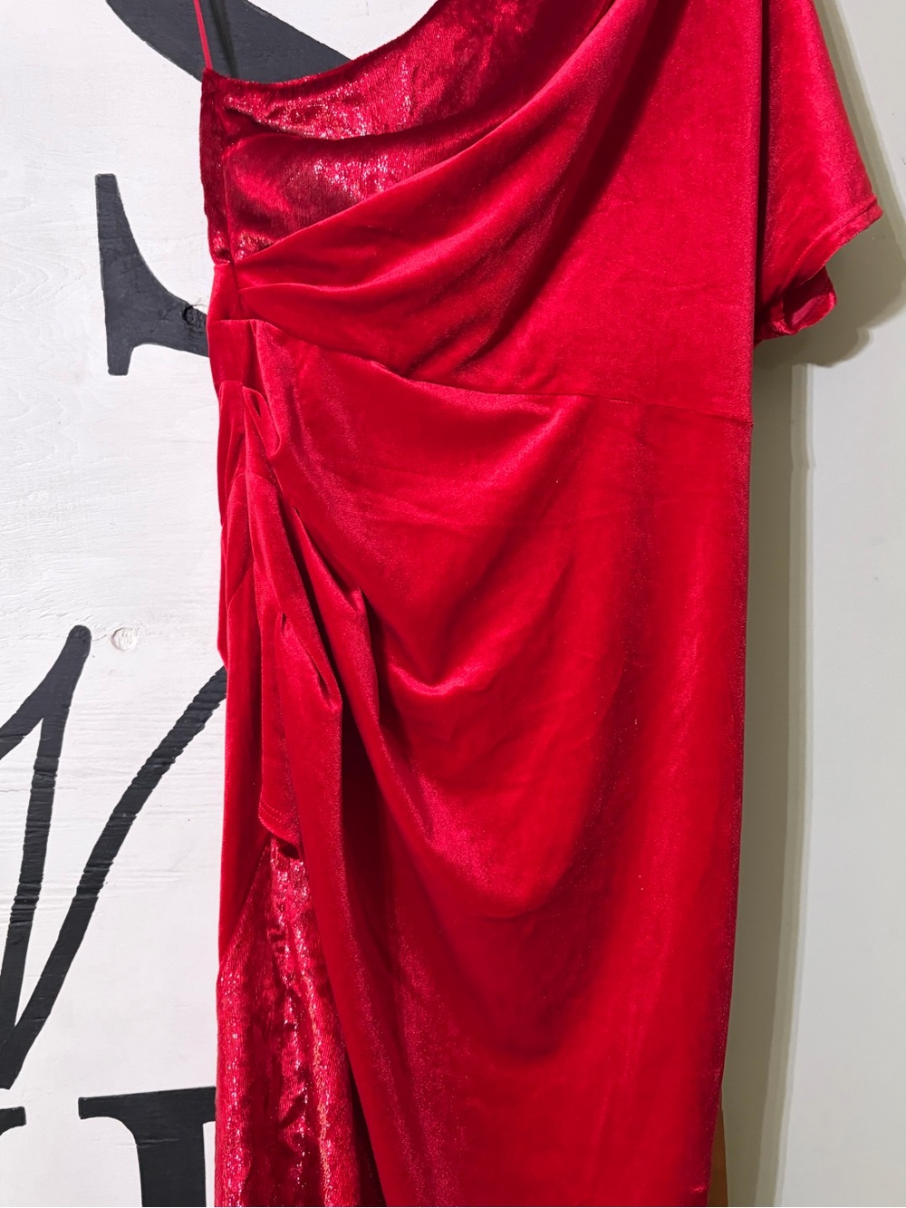 ASOS Red One-Shoulder Velvet Draped Evening Dress - Picture 6 of 9